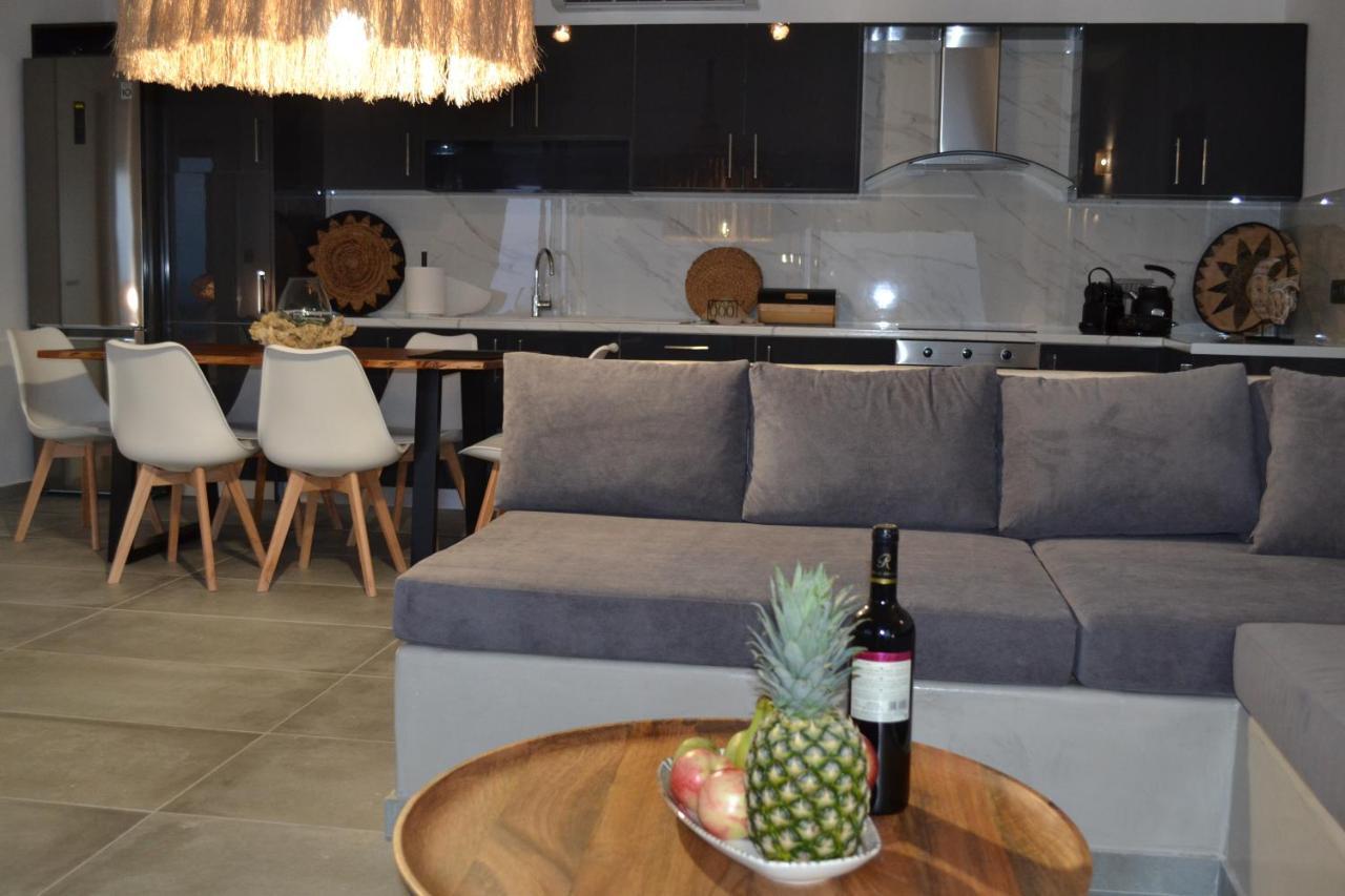 Erimo Vip Villa Vourvoulos ภายนอก รูปภาพ