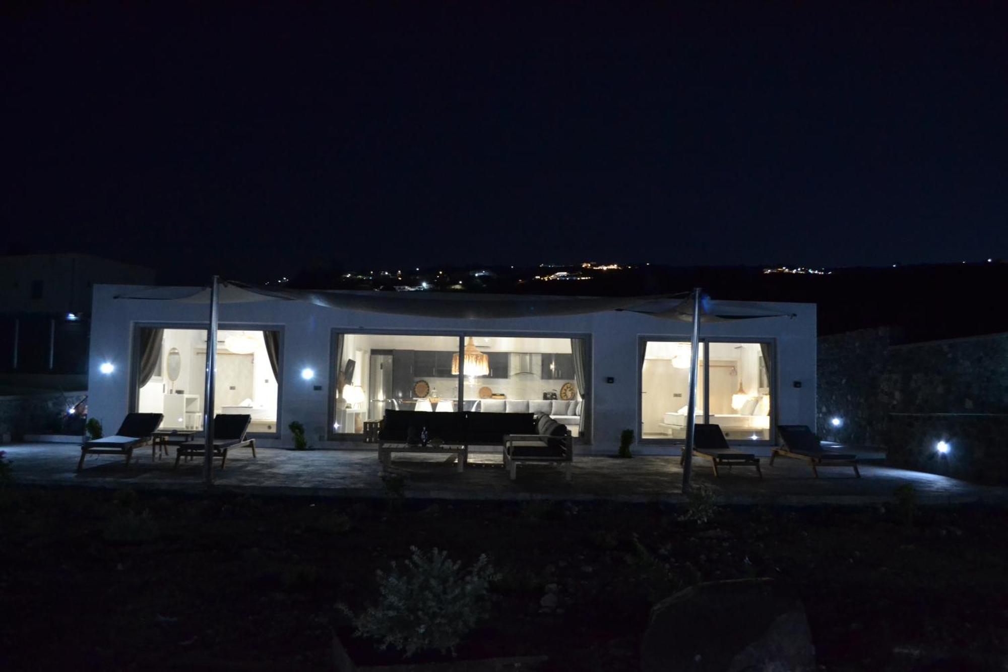 Erimo Vip Villa Vourvoulos ภายนอก รูปภาพ